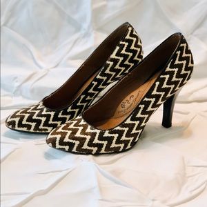 Zig Zag black & white heels